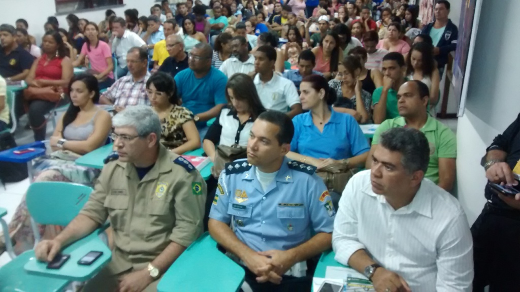 Semana Nacional de Trânsito: debate é realizado com alunos da Faculdade Maurício de Nassau - SMTT Aracaju